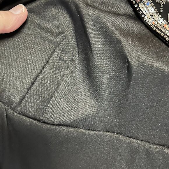 Betsy & Adam Black One Shoulder Long Formal Gown with Silver Bead Detail Size 6 - Picture 8 of 15